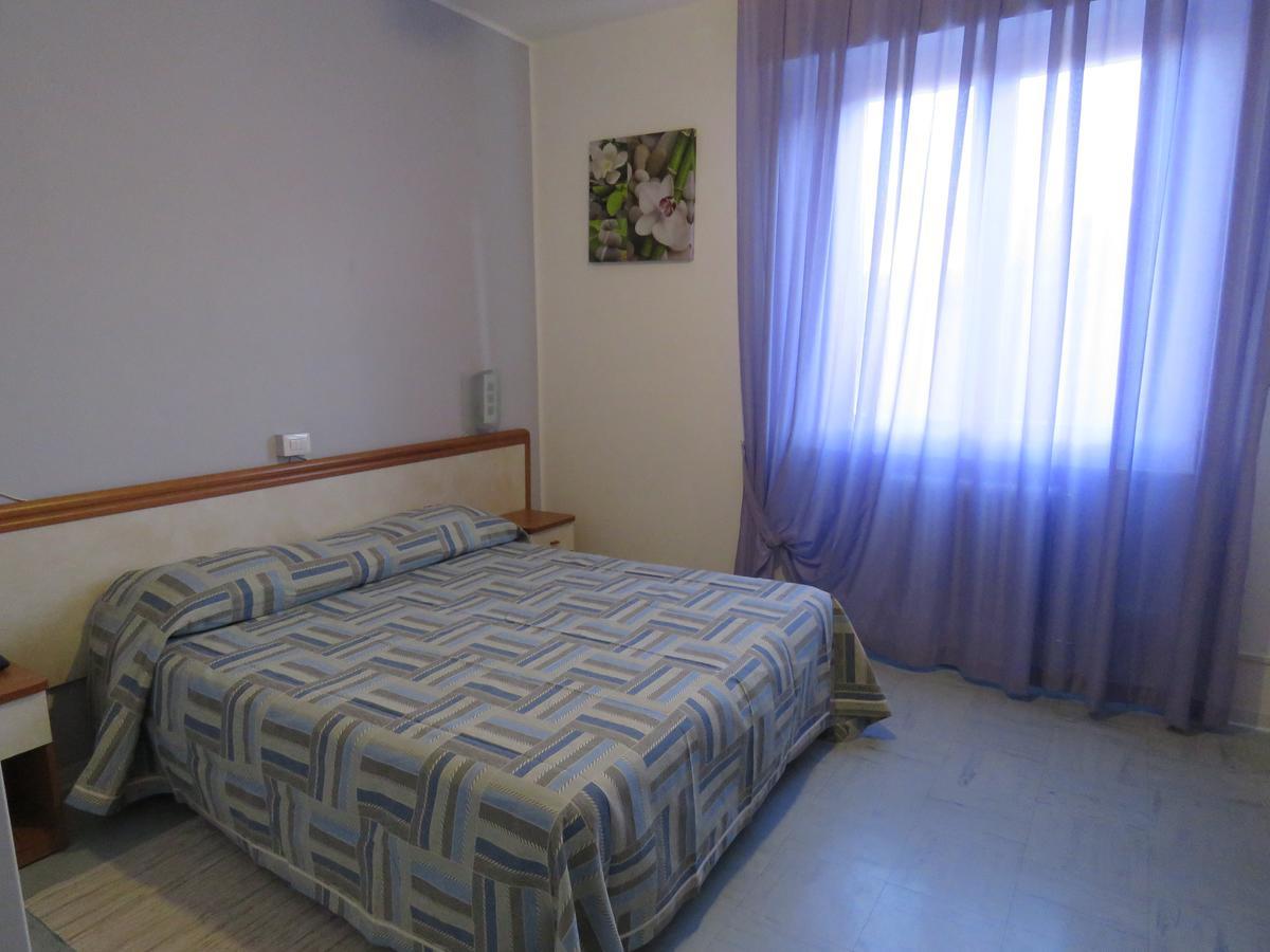 Hotel Marta Форли Экстерьер фото